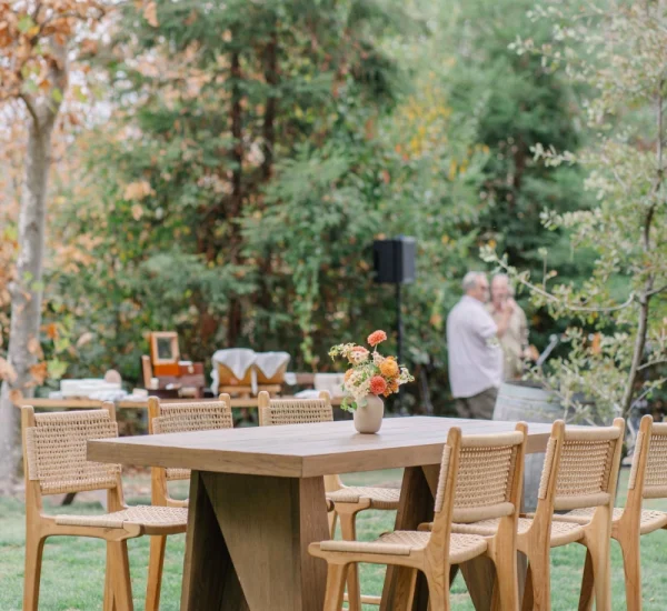 napa-winery-event-dmc-communal-table